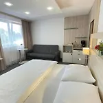 - Walldorf A Pohádková Vesnička