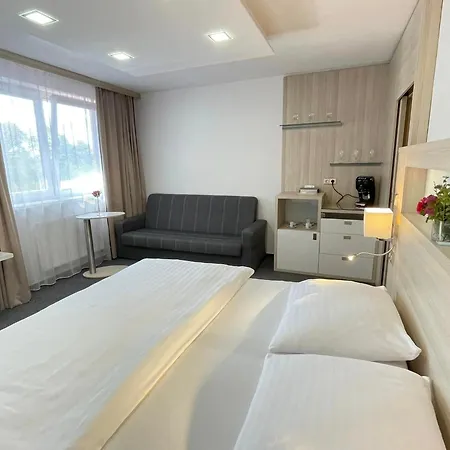 - Walldorf A Pohadkova Vesnicka
