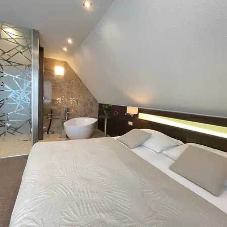 - Walldorf A Pohadkova Vesnicka