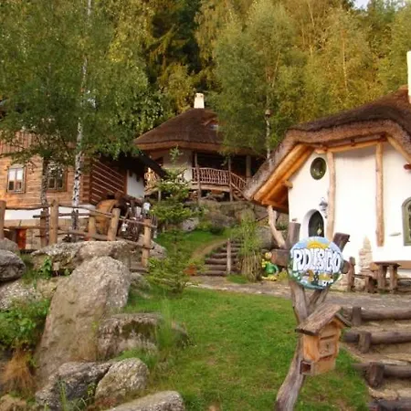 - Walldorf A Pohadkova Vesnicka Otel Podlesí
