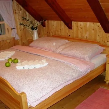 - Walldorf A Pohadkova Vesnicka Otel Podlesí