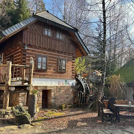 - Walldorf A Pohadkova Vesnicka Podlesi (Pardubice)