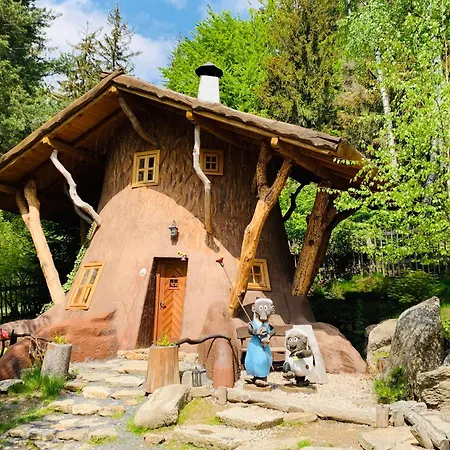 - Walldorf A Pohadkova Vesnicka Podlesí