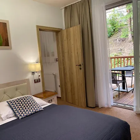 - Walldorf A Pohadkova Vesnicka Ξενοδοχείο 3*