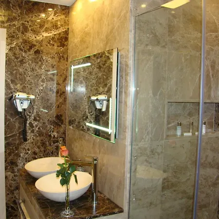 Hotel - Walldorf A Pohadkova Vesnicka Podlesí