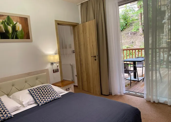 - Walldorf A Pohadkova Vesnicka Ξενοδοχείο 3*
