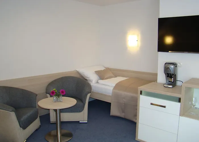 - Walldorf A Pohadkova Vesnicka Ξενοδοχείο 3*